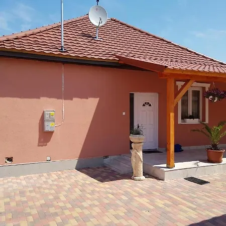 Holiday home Rajmund Vendeghaz Balatonkeresztur
