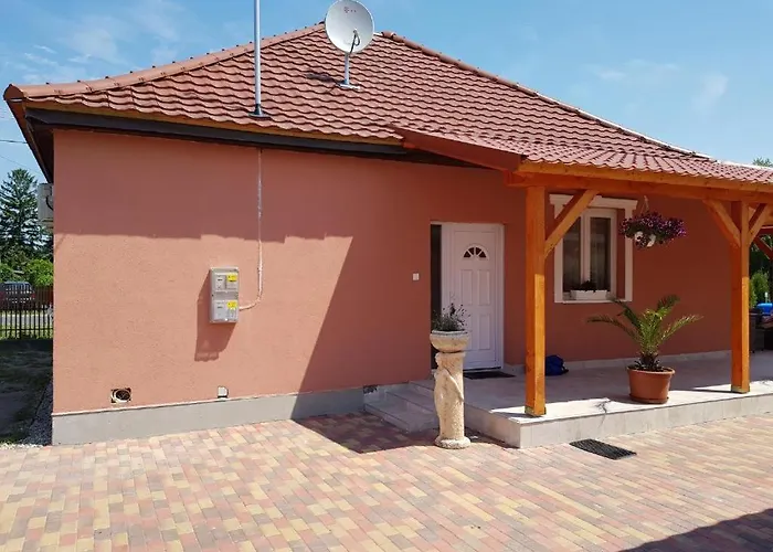 Casa de Férias Rajmund Vendeghaz Balatonkeresztúr